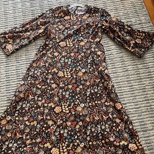 DOEN dress NWOT
XL FALL COLORS